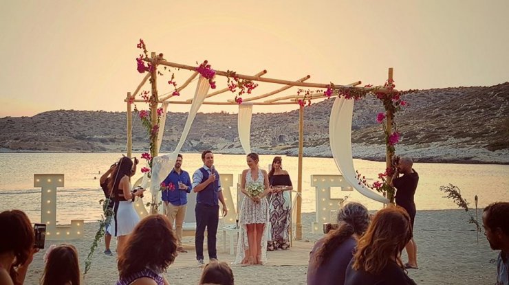 Παντρεύτηκε κρυφά η πρώην σύντροφός του Σάκη Μπουλά!