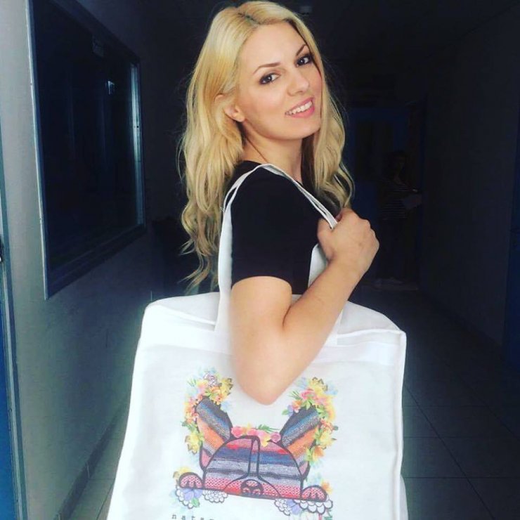 Δήμητρα Μακρυγιάννη: Δείτε την να κάνει πρόβα νυφικού