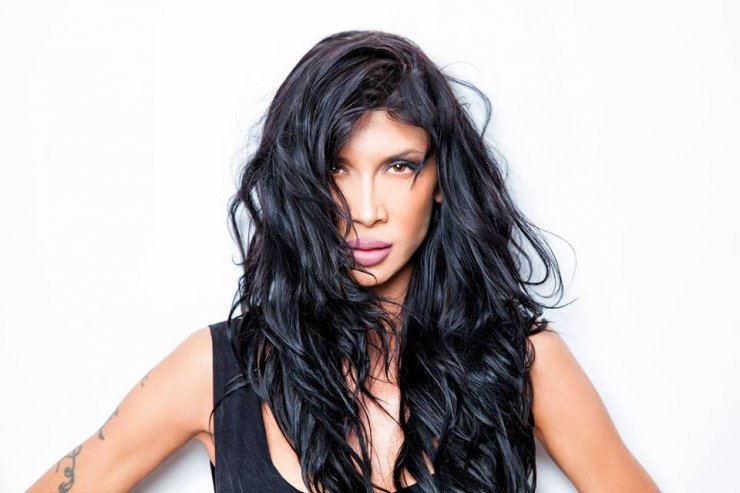 Πάλι άλλαξε τα μαλλιά της η Πάολα