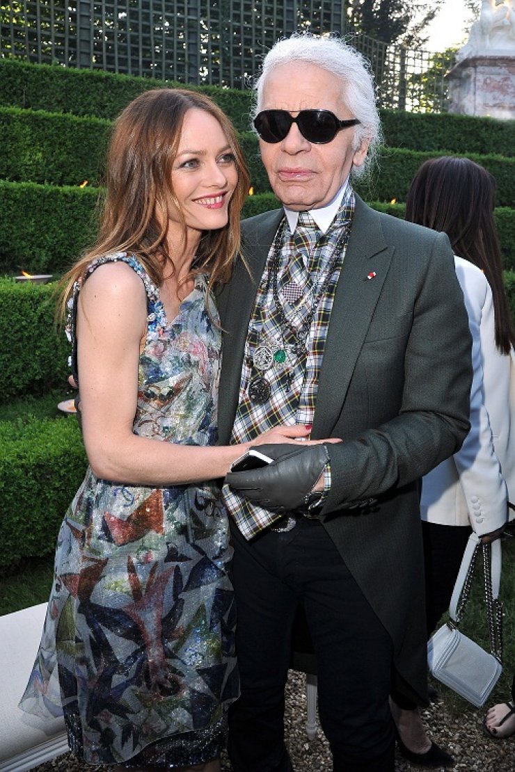 Η Vanessa Paradis ερωτεύτηκε ξανά!