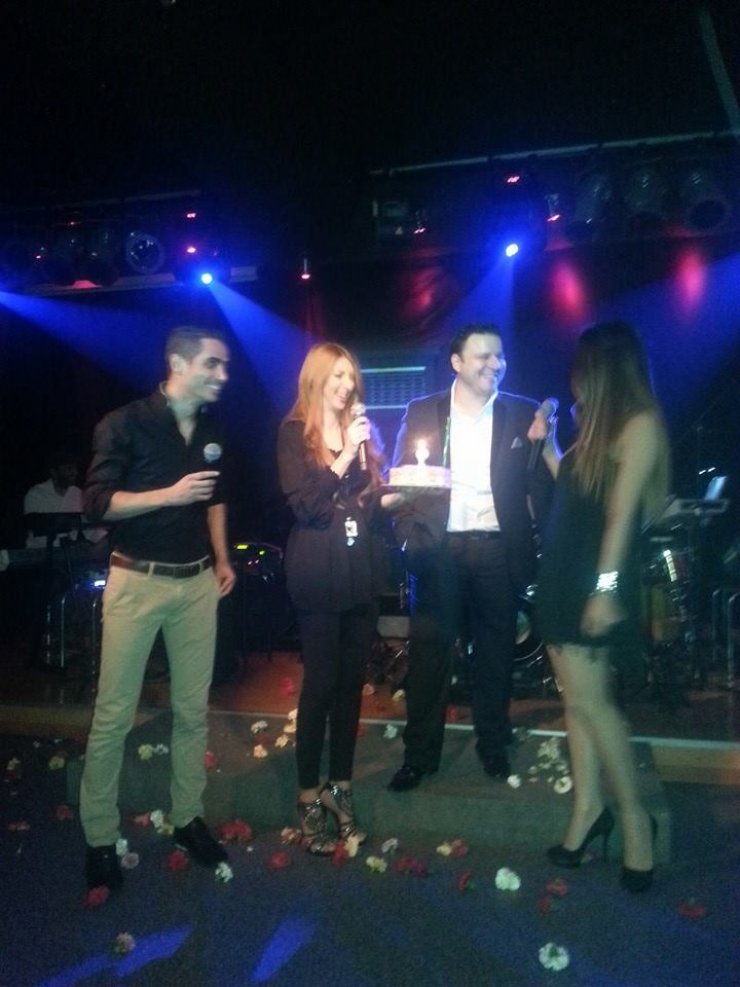 Γιώργος Σταματάρης: Το πάρτυ που του ετοίμασαν για τα γενέθλια του