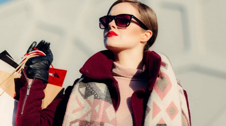 Άνοιξαν σήμερα τα καταστήματα - Χαμός με τις εκπτώσεις μέχρι και 80%