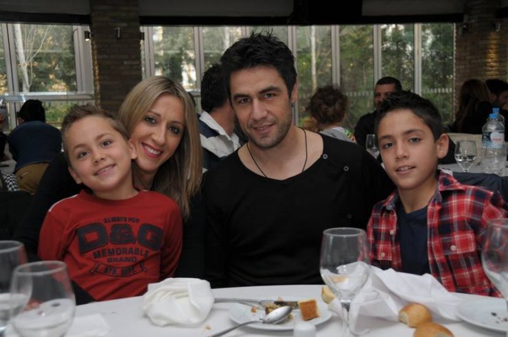 Διονύσης και Ελένη Χιώτη: Στην χριστουγεννιάτικη γιορτή του ΑΠΟΕΛ