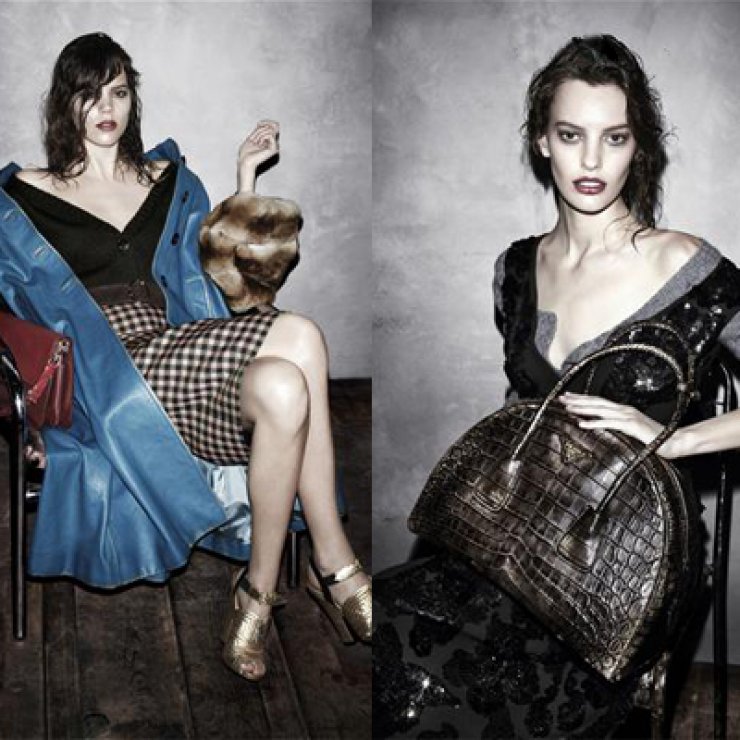 H Christy Turlington ποζάρει ξανά 