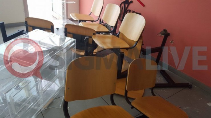 Πολίτης τα έκανε γυαλιά καρφιά στο Γρ.Ευημερίας Κ.Πολεμιδίων