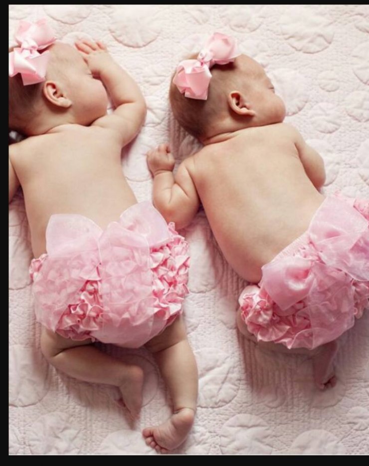 Ελληνίδα παρουσιάστρια περιμένει δίδυμα και το ανακοίνωσε με τον πιο γλυκό τρόπο