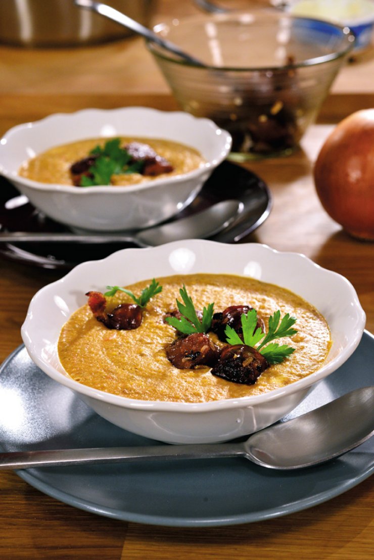 Φακές βελουτέ με χωριάτικο Κυπριακό λουκάνικο