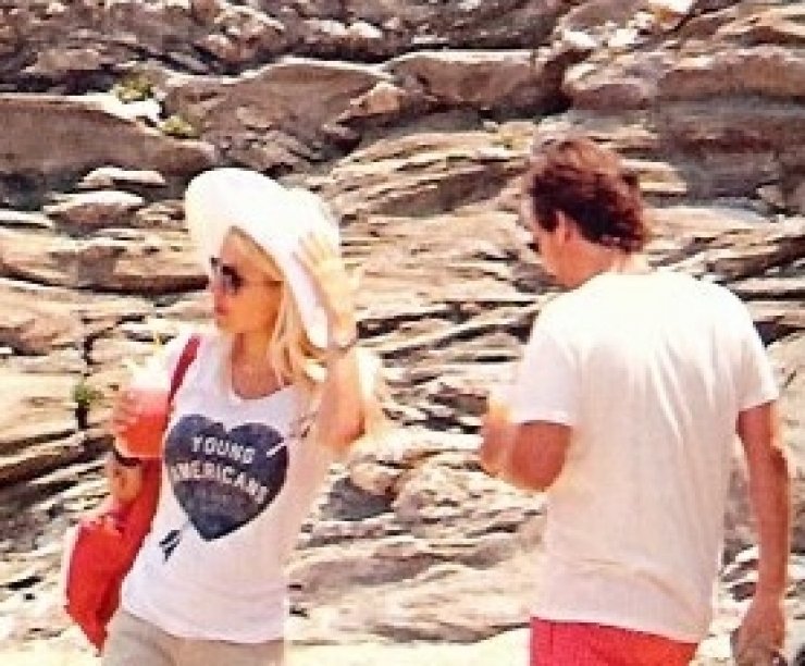  Οι πρώτες φωτογραφίες της Μενεγάκη από τις διακοπές του Πάσχα!