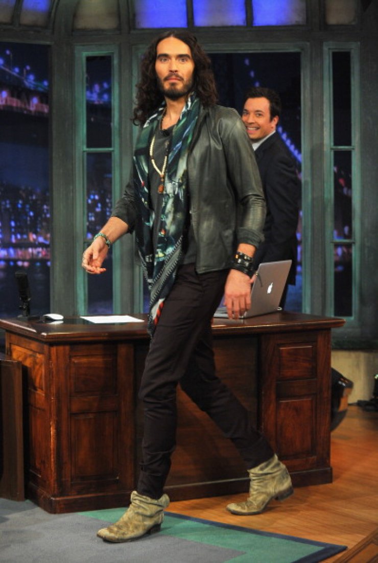 «Έχω πιει τσάι και έχω συνουσιαστεί με την βασίλισσα»