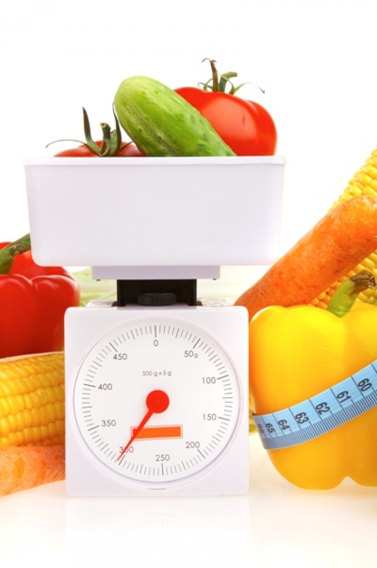 Οι 6 τροφές που μπορείτε να φάτε απεριόριστα χωρίς να παίρνετε γραμμάριο!