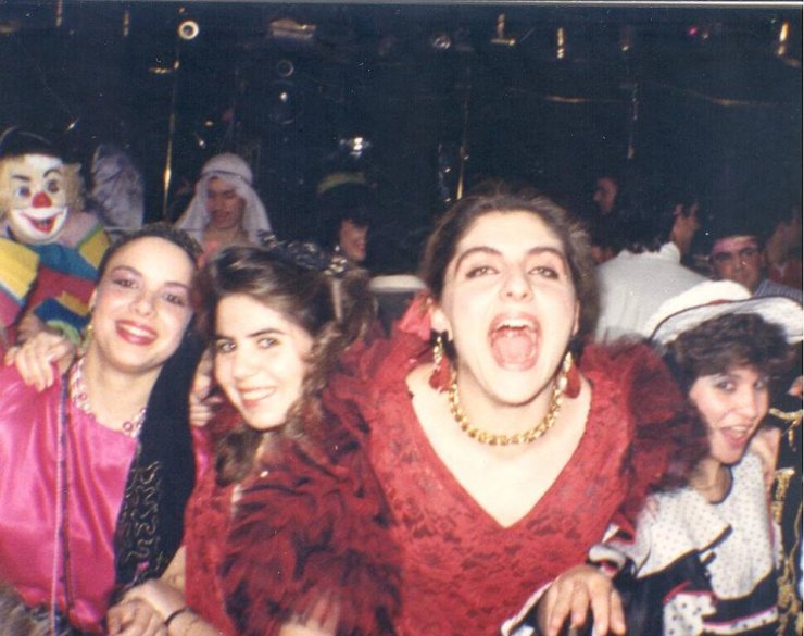 Ποια επώνυμη Κύπρια είναι στη φωτογραφία;