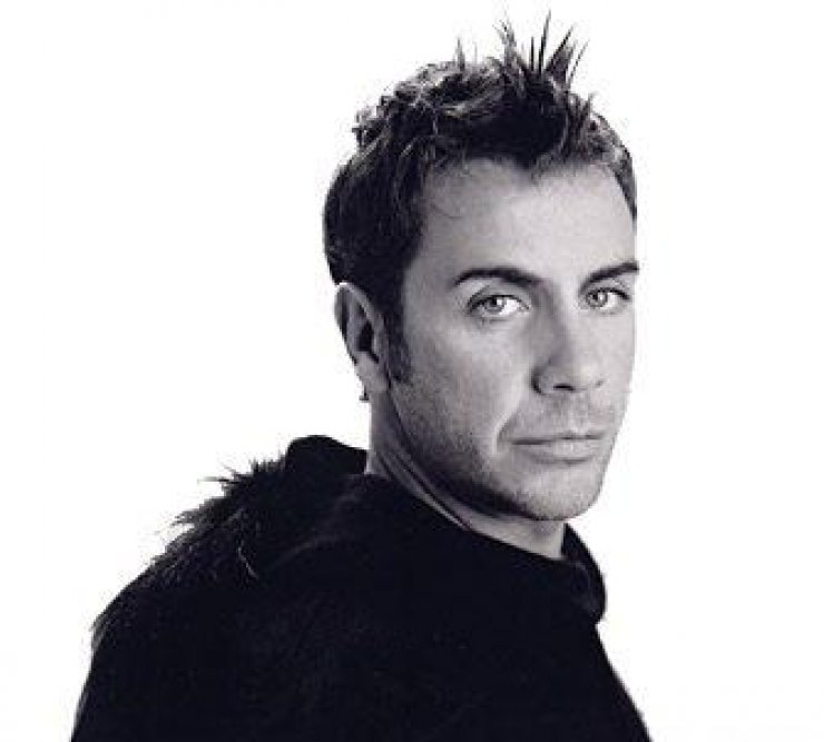  H απίστευτη αντίδραση του Μαζωνάκη για τα βεγγαλικά