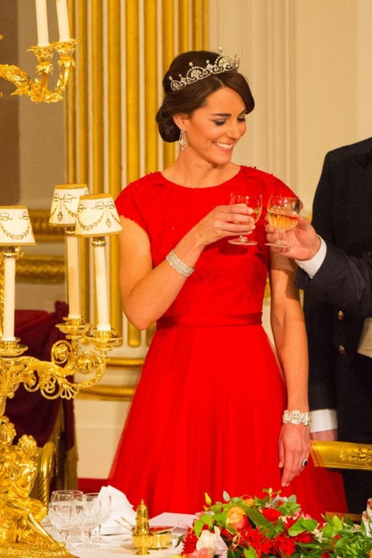 Τιάρα: Από την Audrey Hepburn μέχρι την Kate Middleton [Eικόνες]