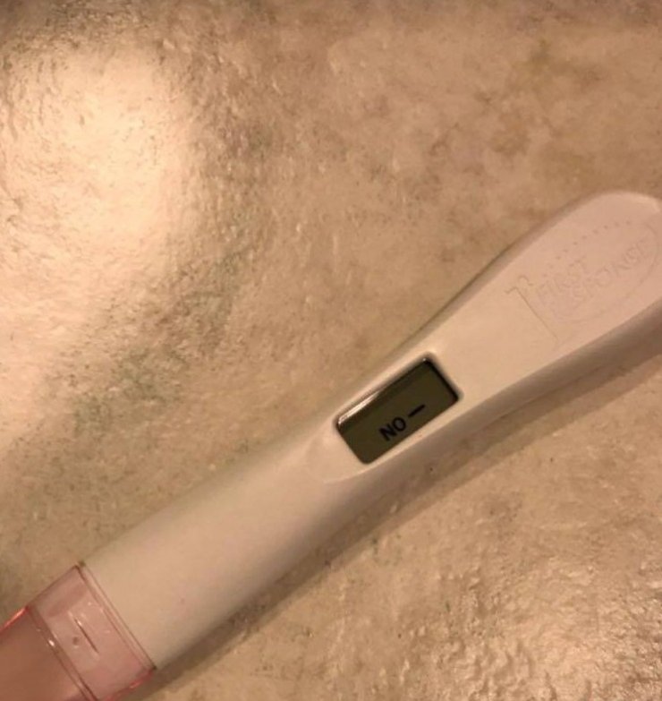 Η απογοήτευση επώνυμης Ελληνίδας όταν είδε το τεστ εγκυμοσύνης να βγαίνει αρνητικό!