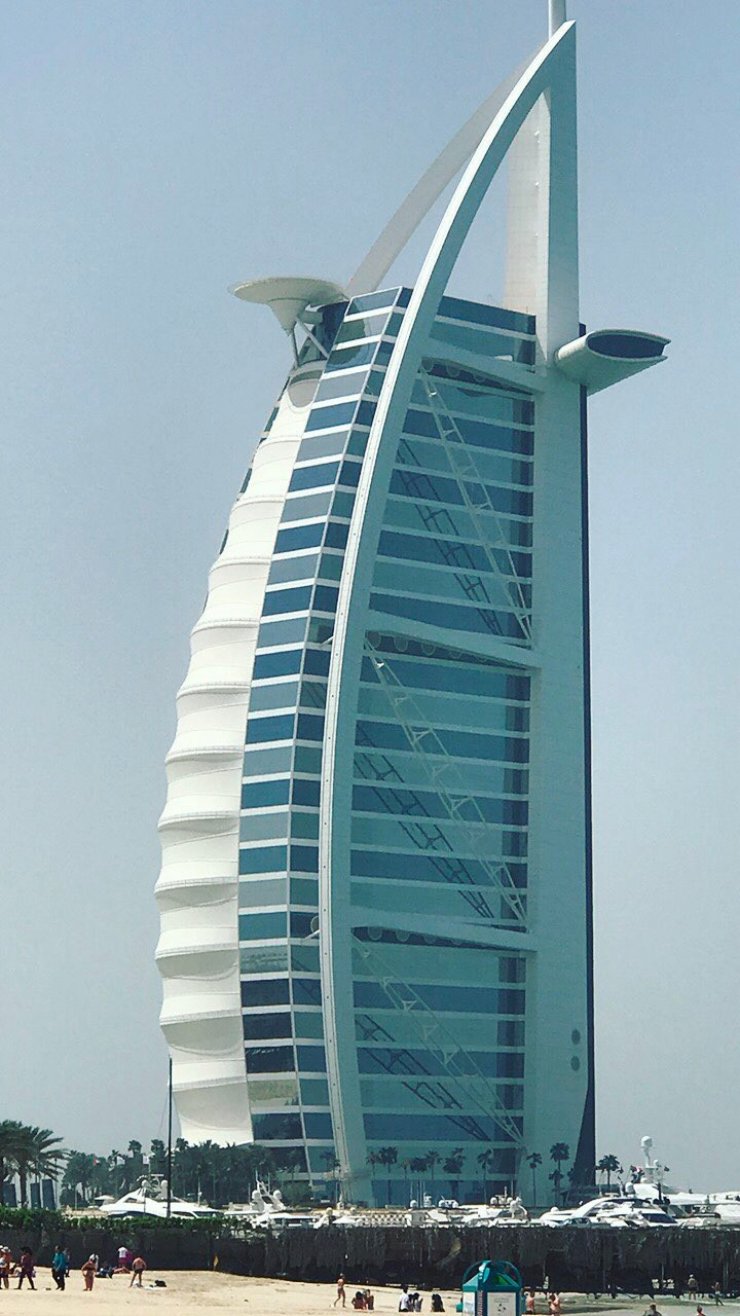 Επώνυμη Κύπρια για διακοπές στο Dubai! [εικόνες και βίντεο]