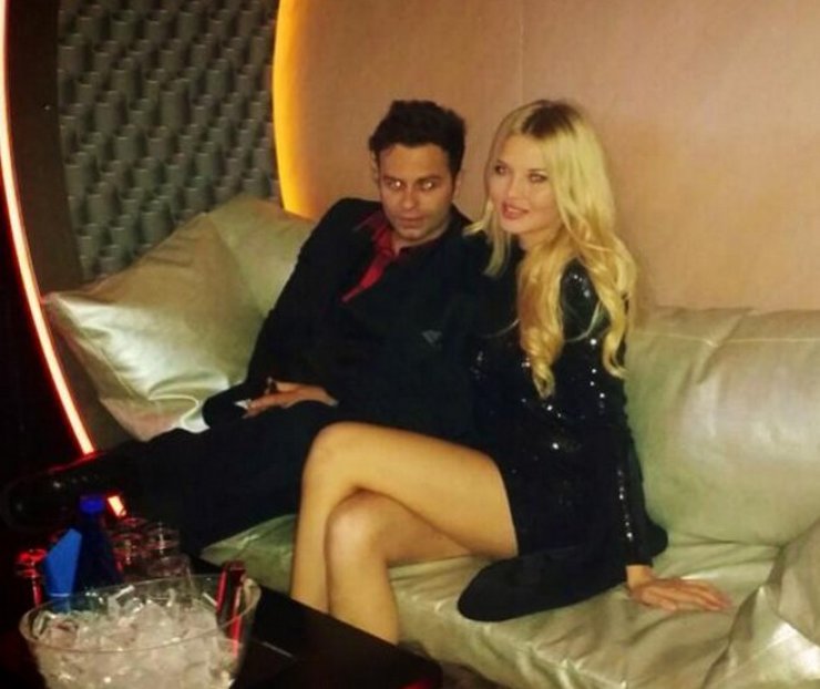 Ροζίτα Κεντάλα - Claydee: Full ερωτευμένοι [εικόνα]