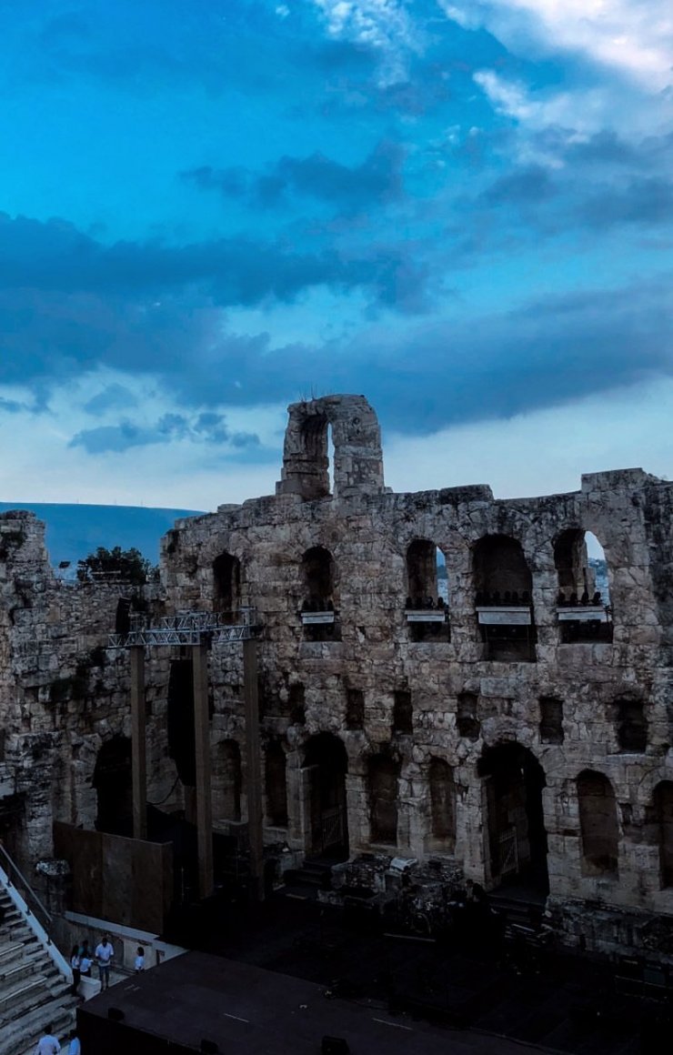 Η όμορφη έκπληξη για επώνυμη Κύπρια από το σύντροφό της και το απρόοπτο περιστατικό που τους συνέβη! [βίντεο]