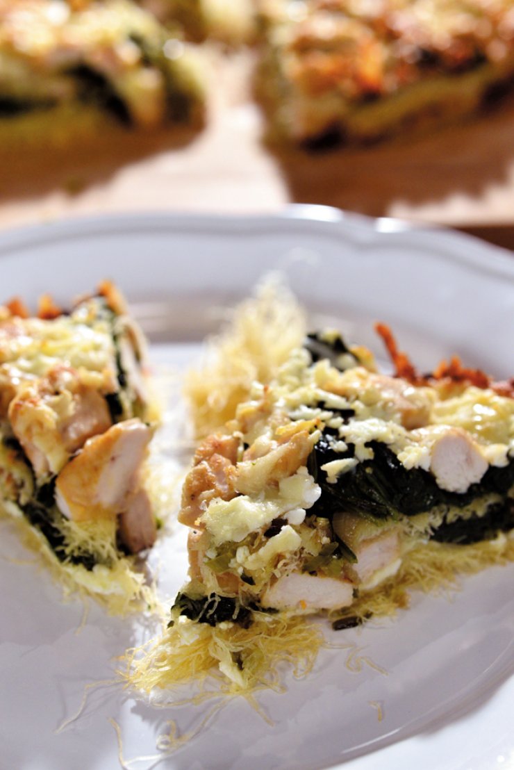 Κοτόπιτα με τυριά και κανταΐφι