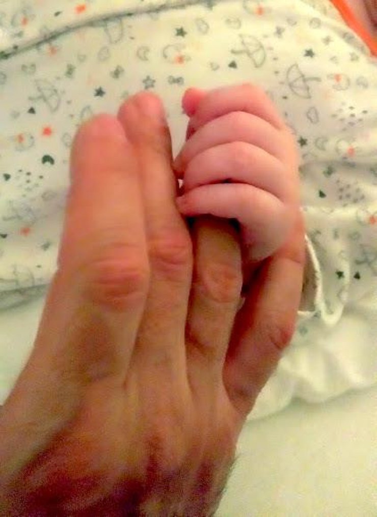 Έλληνας τραγουδιστής έγινε πατέρας!