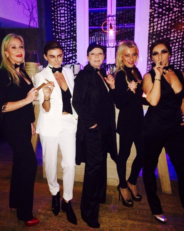 Οι επώνυμες socialite που μπήκαν στο πνεύμα των καρναβαλιών