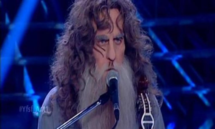 Ο Γιάννης Σαββιδάκης νικητής του «Your Face Sounds Familiar»