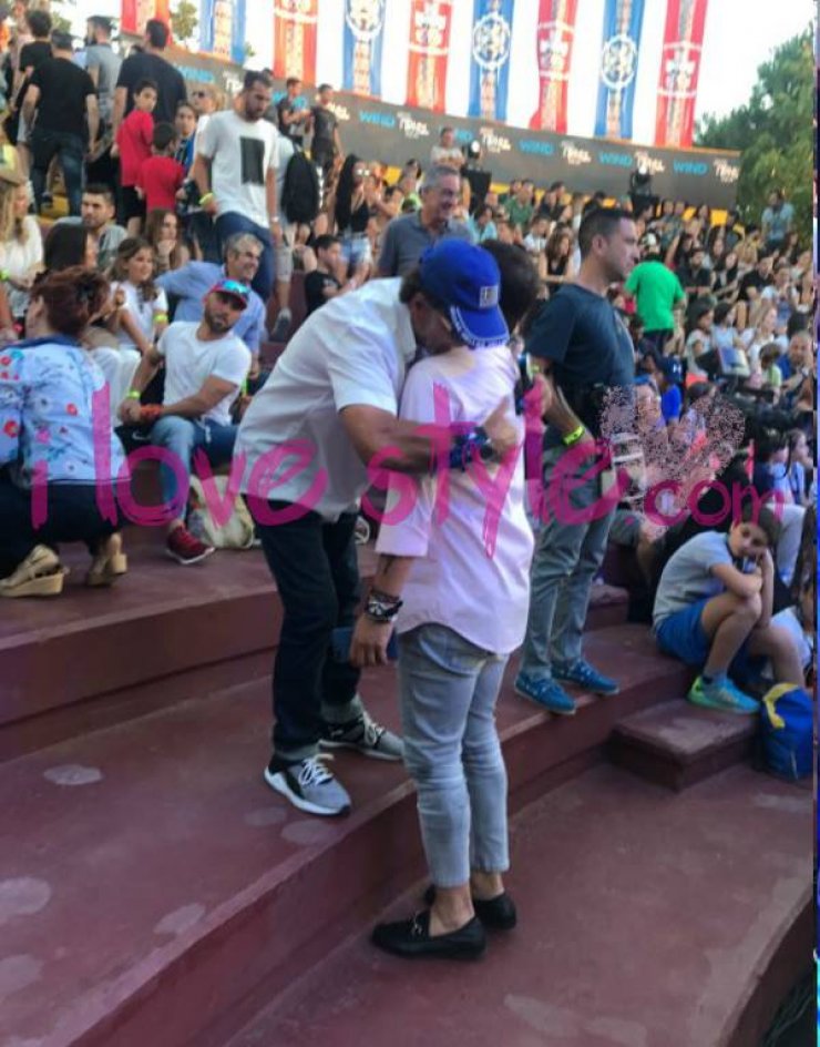 Συμβαίνει τώρα! Συγκινημένος ο Χρύσανθος Τσουρούλλης συνάντησε τον δάσκαλό του, Πρίαμο Ιωαννίδη μετά από 22 χρόνια