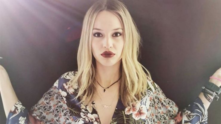 Ιλένια Ουίλιαμς: Τα στιγμιότυπα με όμορφο τραγουδιστή μετά τον χωρισμό από τον Δημήτρη Ουγγαρέζο!