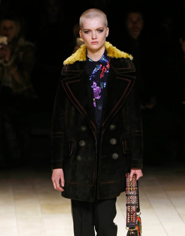 LFW: Το fashion show του οίκου Burberry