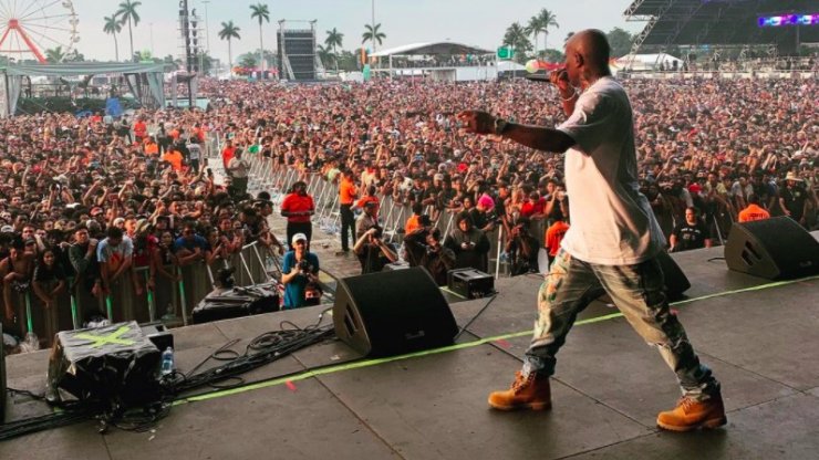 Δυστυχώς: Διάσημος τραγουδιστής κρίσιμα στο νοσοκομείο από υπερβολική δόση ναρκωτικών