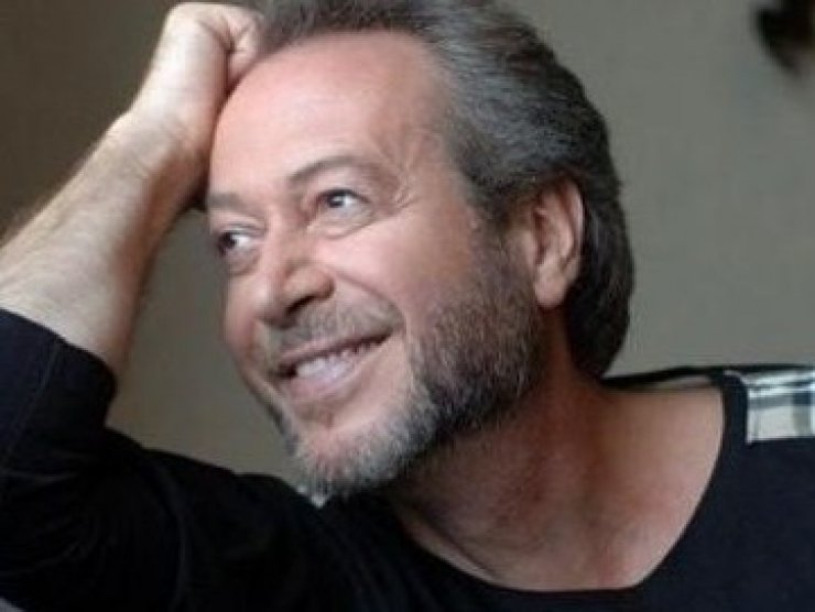 Γρηγόρης Βαλτινός: "Τα μπουζούκια είναι ένα είδος πορνείας"