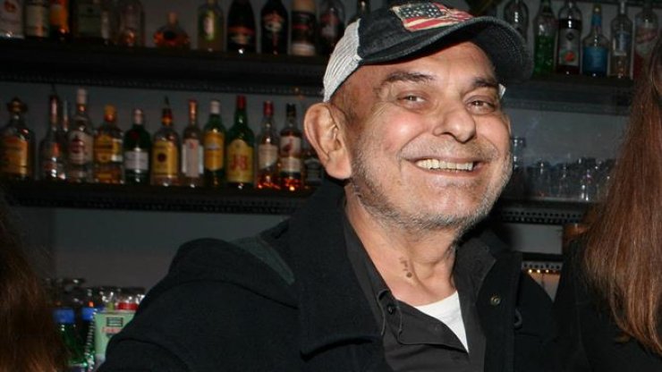 Σάκης Μπουλάς: Τα blogs μεταδίδουν τον... θάνατό του