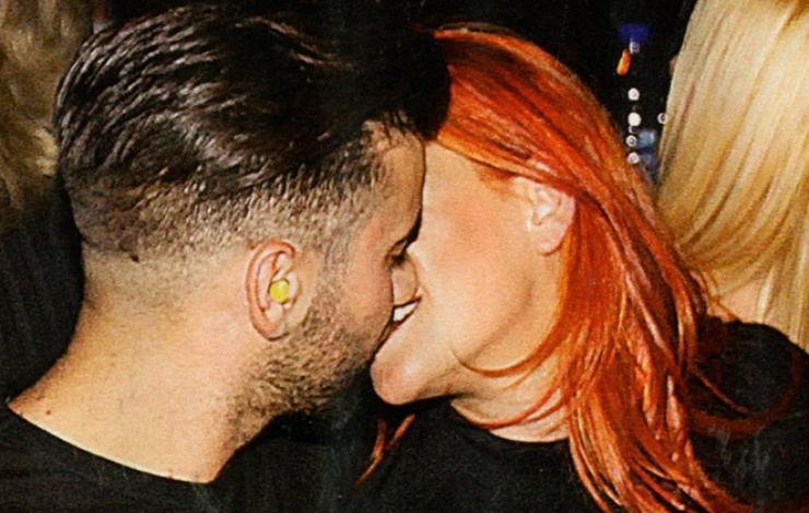 Τα καυτά φιλιά Χρηστίδου - Μαραντίνη