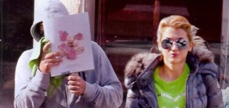 Ο Παντζόπουλος με τη Σπυροπούλου στο γυμναστήριο χωρίς της Μενεγάκη