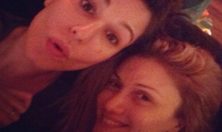 Κατερίνα Παπουτσάκη – Στέλλα Καλλή: Aμακιγιάριστες