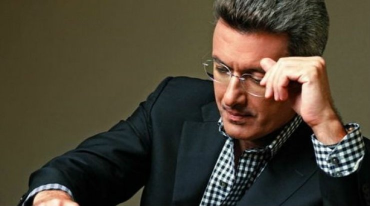 Το αντίο του Νίκου Χατζηνικολάου στον Σάκη Μπουλά