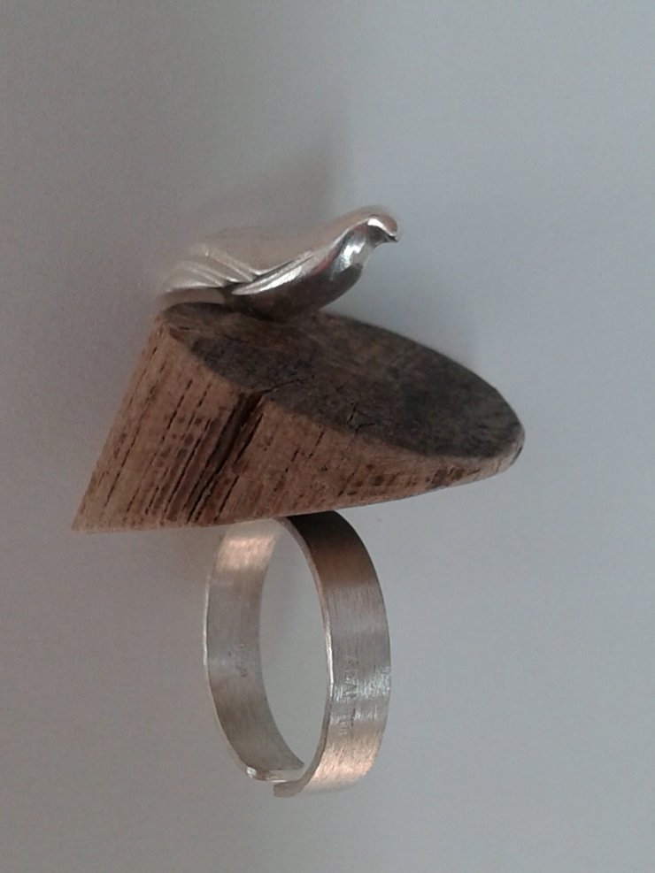 Η νέα συλλογή της Σκεύης Αφαντίτη