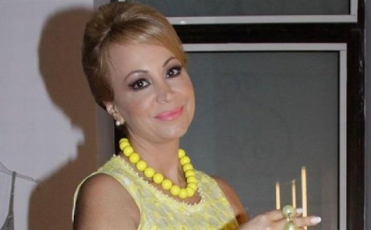 Τέτα Καμπουρέλη: "Eρωτεύτηκα στα 14, αγάπησα, παντρεύτηκα"