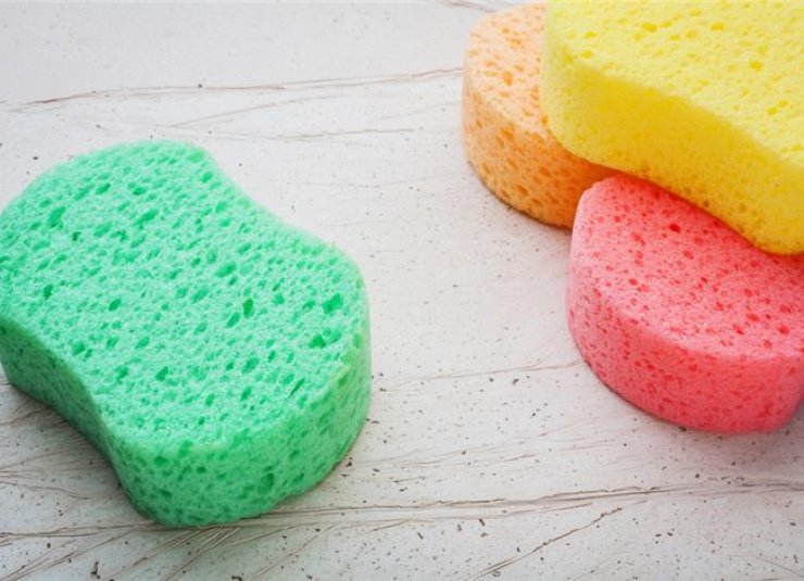 Πώς να καθαρίσω το σφουγγάρι μου;