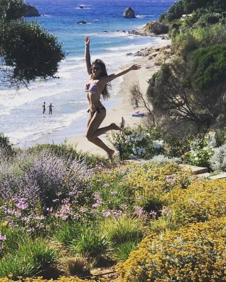 Ένα βήμα πριν τον χωρισμό επώνυμη κούκλα Ελληνίδα