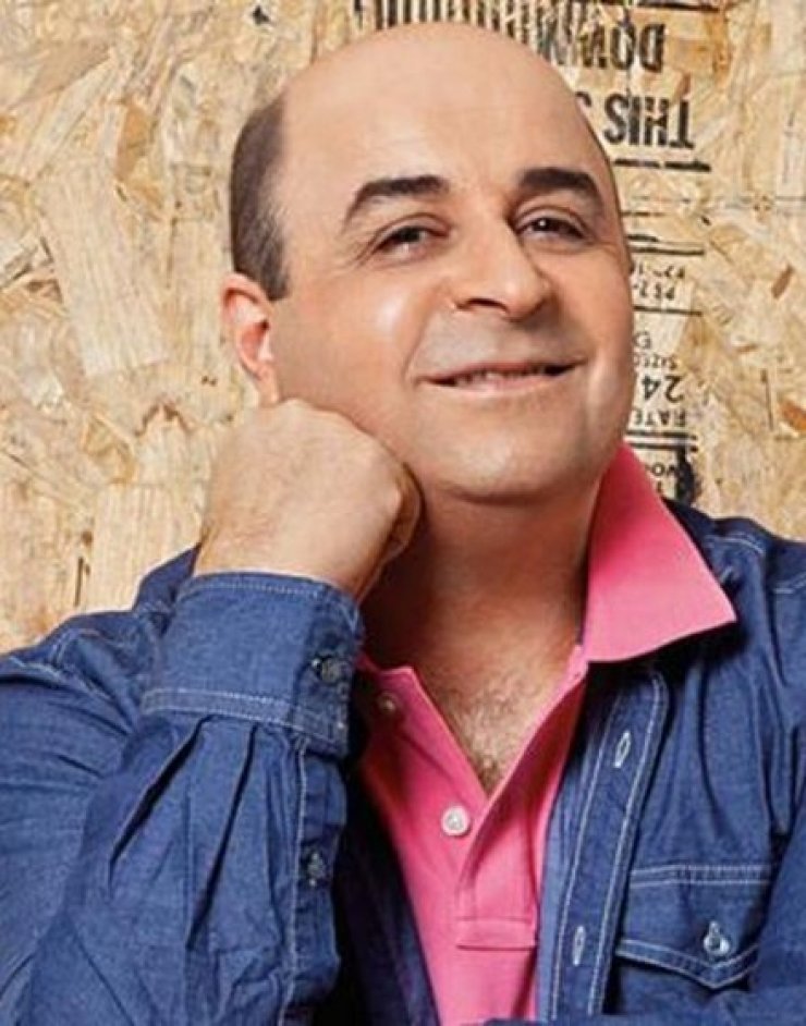 Δύσκολες ώρες για τον Μάρκο Σεφερλή