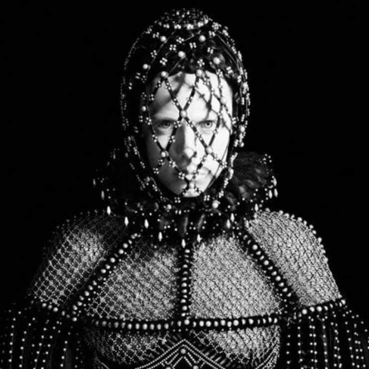 Η φθινοπωρινή καμπάνια του Alexander McQueen