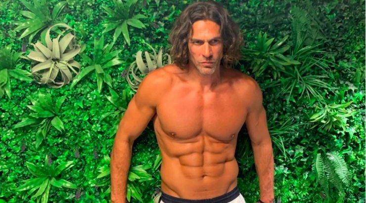 Γιάννης Σπαλιάρας: Σε γάμο στενού του φίλου στην Πάφο με την βραζιλιάνα supermodel σύντροφο του [εικόνες]