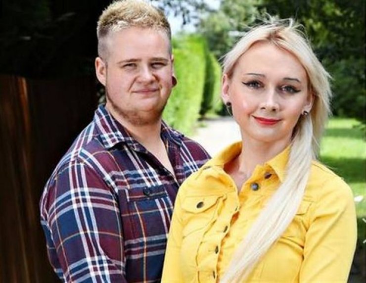 Απίστευτο: Άντρας που έγινε γυναίκα παντρεύεται γυναίκα που έγινε... άντρας!