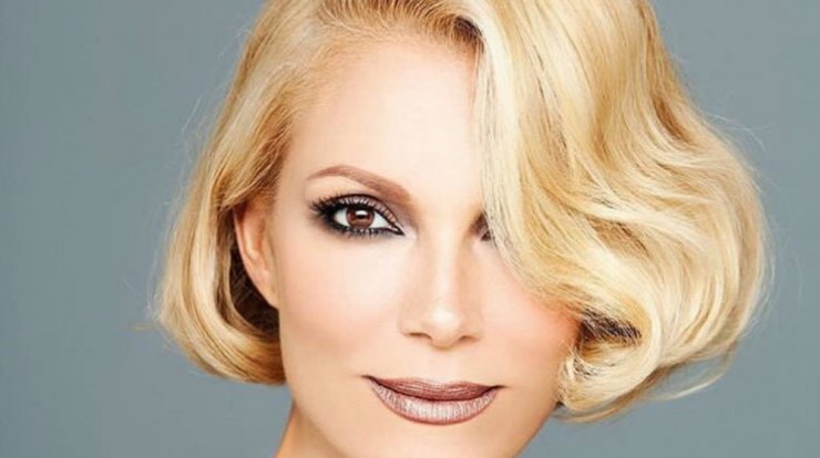 Δεν φαντάζεσαι πόσο κοστίζουν τα παπούτσια που επέλεξε η Βίκυ Καγιά στo τελευταίο επεισόδιο του "GNTM" !