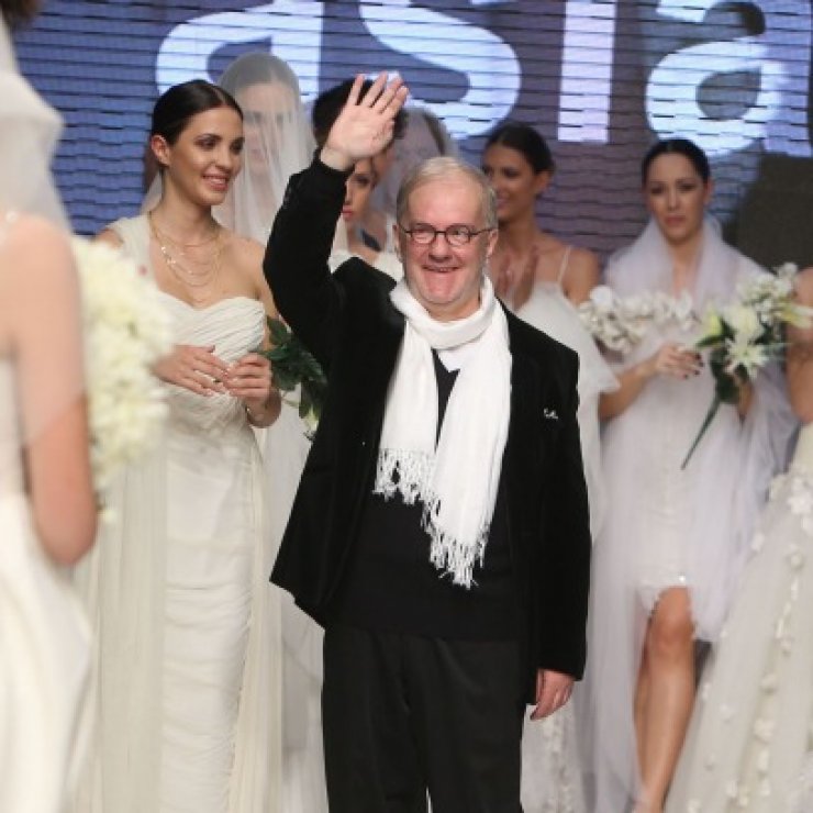 Μιχάλης Ασλάνης: Από τις πασαρέλες και την αποθέωση στην κατάθλιψη, τα χάπια και τον θάνατο