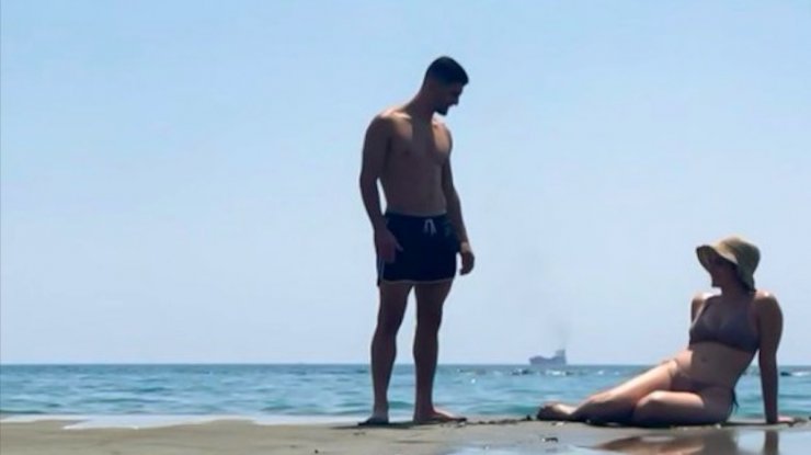 Επέτειος 8 χρόνια έρωτα με τρυφερές στιγμές για Κύπριο διεθνή ποδοσφαιριστή και την σύντροφο του! 