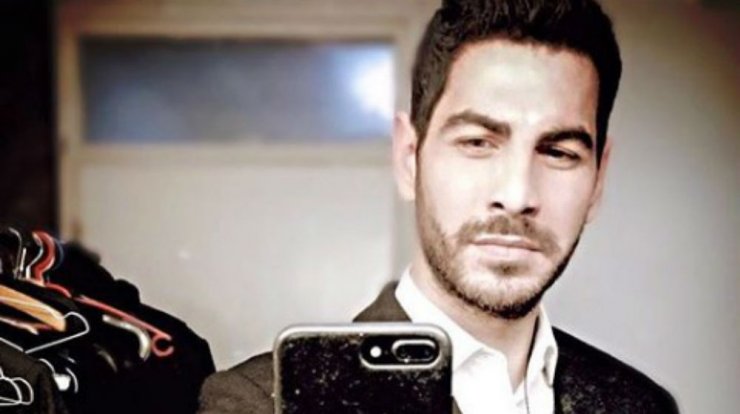 Σταύρος Κωνσταντίνου: Το απίστευτο περιστατικό που του συνέβη με θαυμάστρια όταν τον κλείδωσε στο καμαρίνι! [βίντεο]