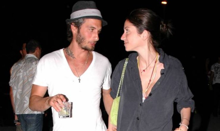 Σοφία Καρβέλα-Θανάσης Πανουργιάς: Περιμένουν αγοράκι!