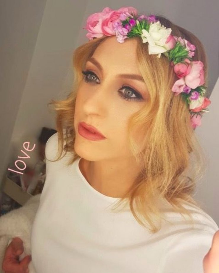 Μαίρη Τορναρίτη: Δεν θα πιστέψετε τι επέλεξε να φορέσει στο μυστικό γάμο της [εικόνες]