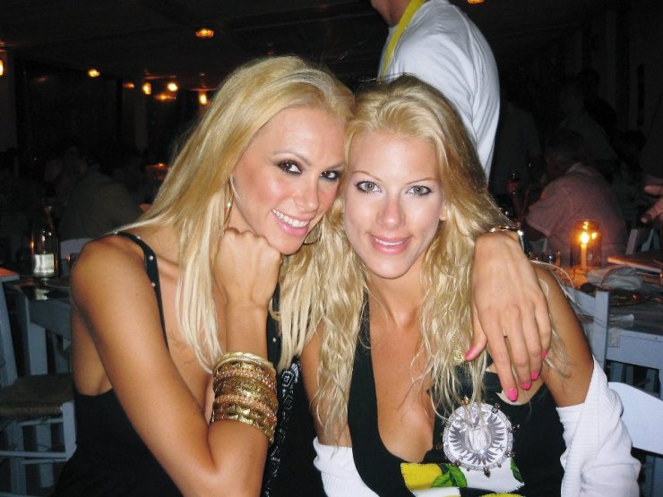 Χριστίνα και Στέλλα Δημητρίου: Η sexy φωτογράφησηση για το ΚΙΦΑ [εικόνα]